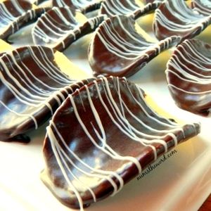 Chocolate covered pringles a can full